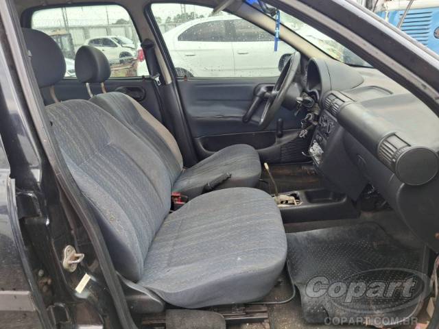 2000 CHEVROLET CORSA 