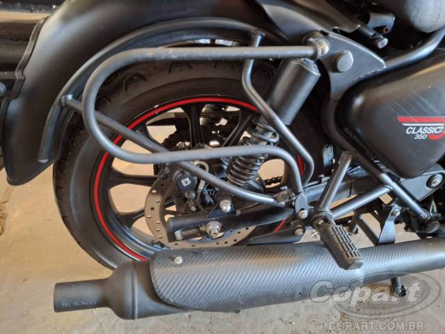 2025 ROYAL ENFIELD CLASSIC 