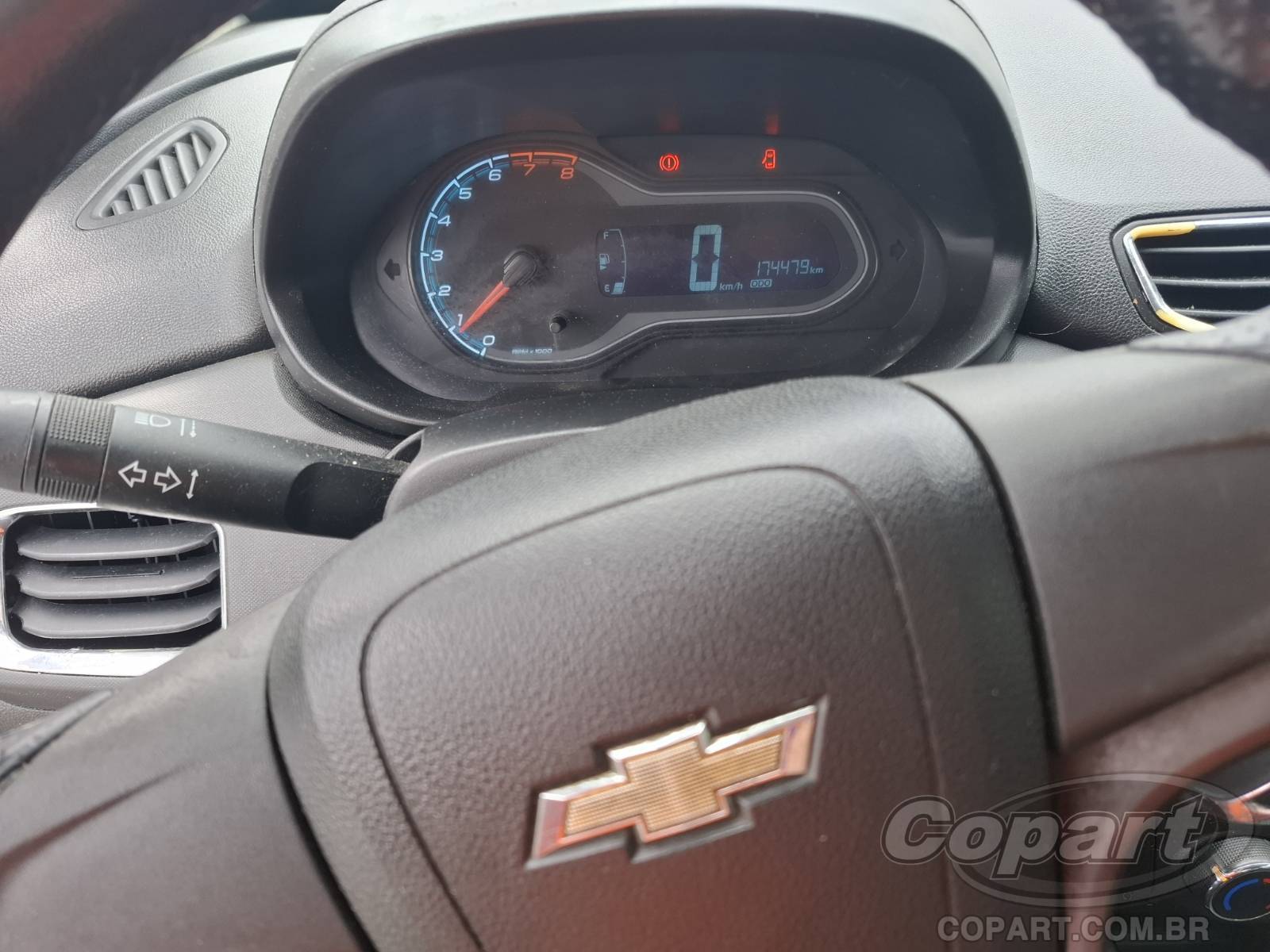 Foto 8 de 10: 2014 CHEVROLET ONIX