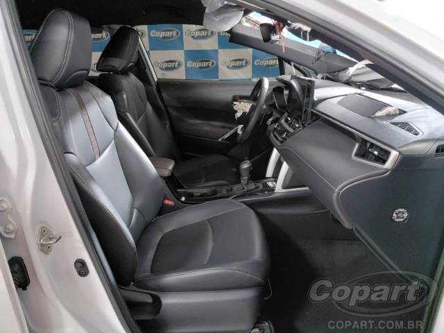 2026 TOYOTA COROLLA CROSS 