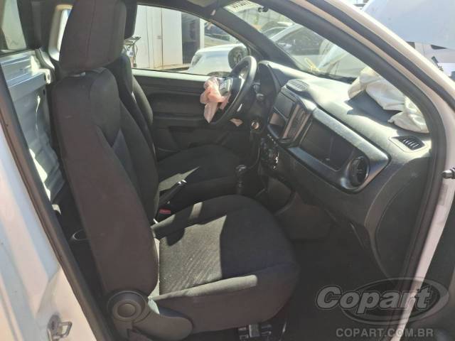 2025 FIAT STRADA 