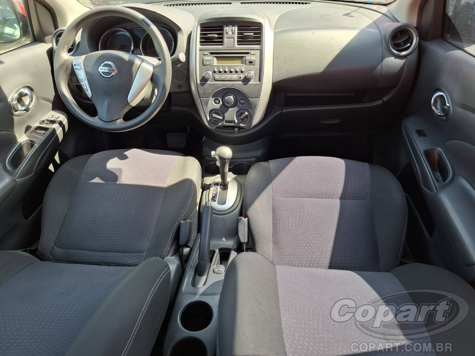 Foto 9 de 10: 2017 NISSAN VERSA