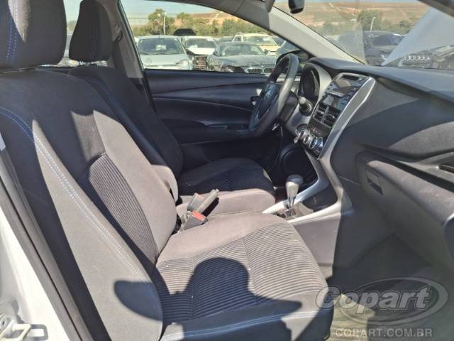 2019 TOYOTA YARIS SEDA 