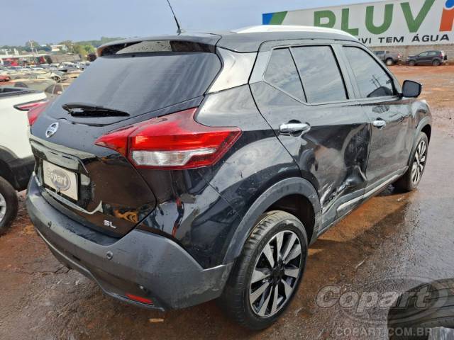 2019 NISSAN KICKS 