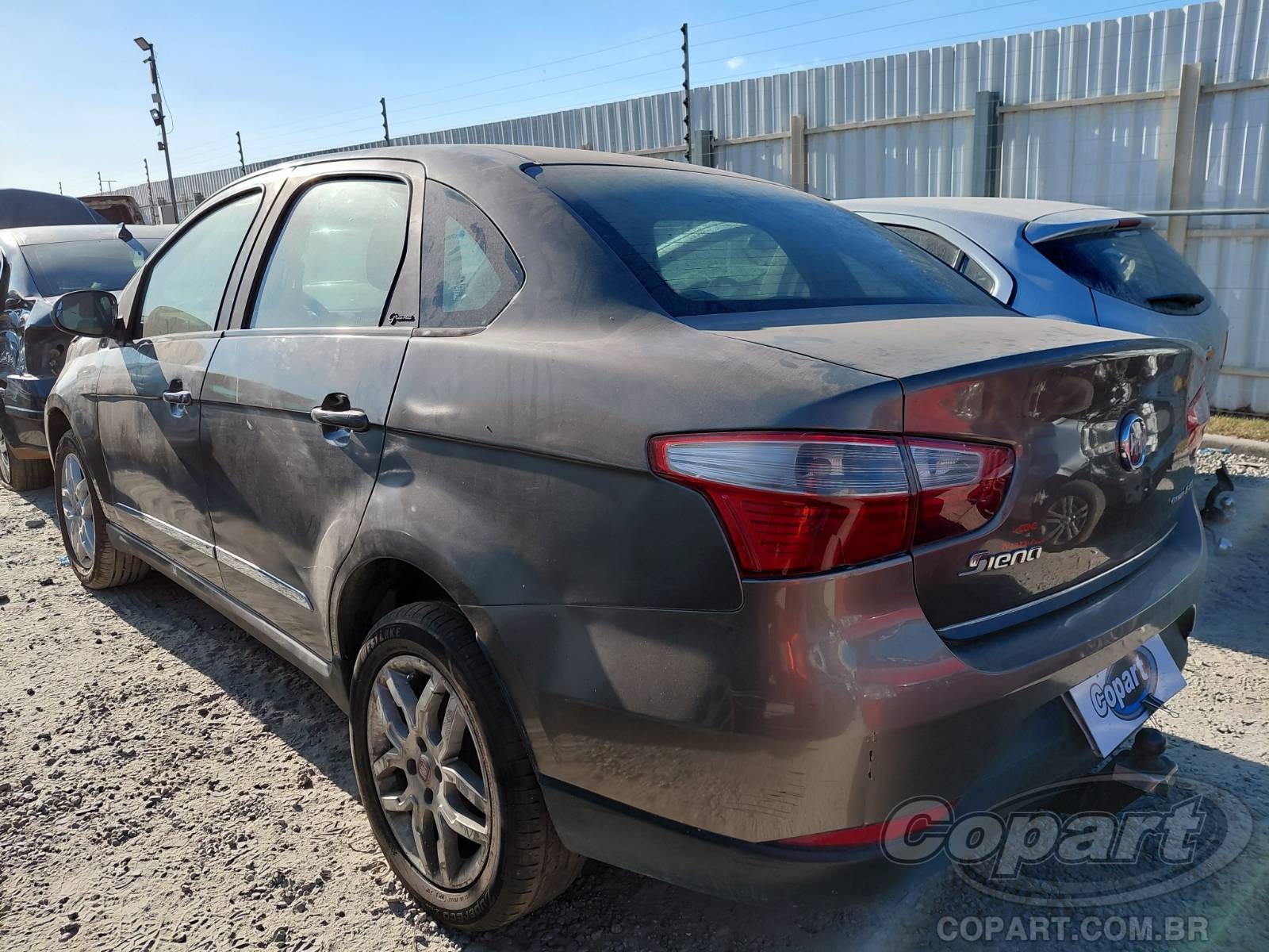 Foto 3: 2015 FIAT GRAND SIENA