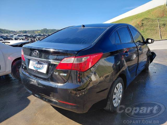 2014 HYUNDAI HB20S 