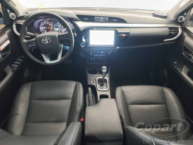 2025 TOYOTA HILUX CD 