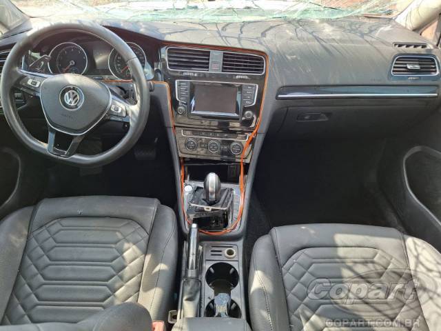 2015 VOLKSWAGEN GOLF 
