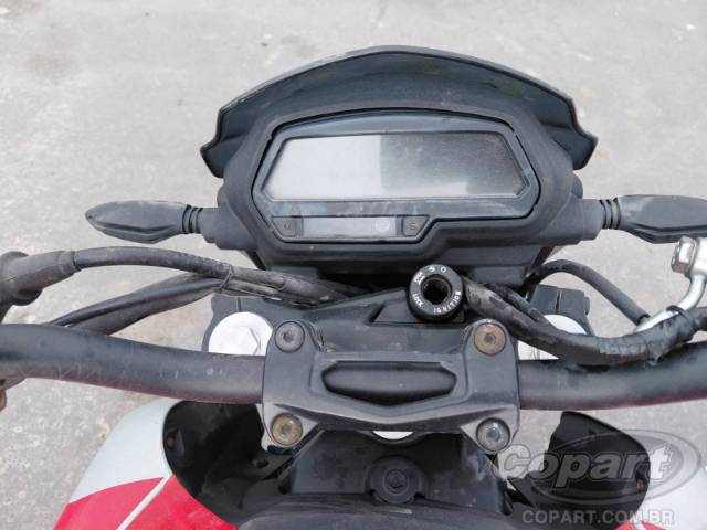 2025 BAJAJ DOMINAR 
