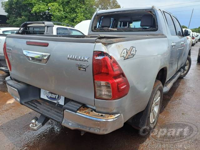 2016 TOYOTA HILUX CD 