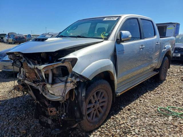 2015 TOYOTA HILUX CD 