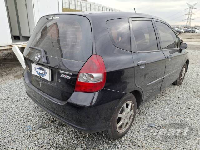 2005 HONDA FIT 