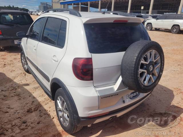 2014 VOLKSWAGEN FOX 