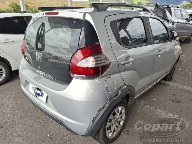 2017 FIAT MOBI 