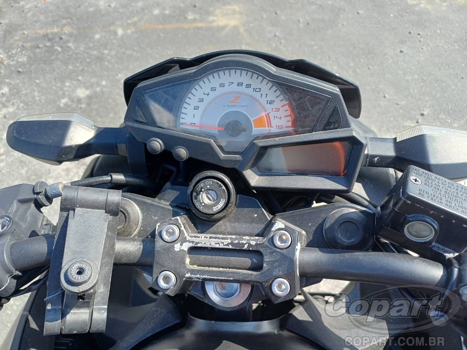 Foto 9 de 10: KAWASAKI Z300