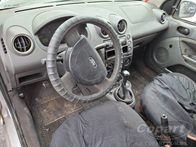 2007 FORD FIESTA SEDAN 