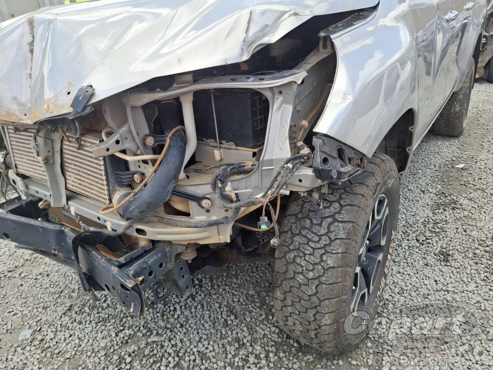 Foto 13 de 15: 2023 TOYOTA HILUX CD