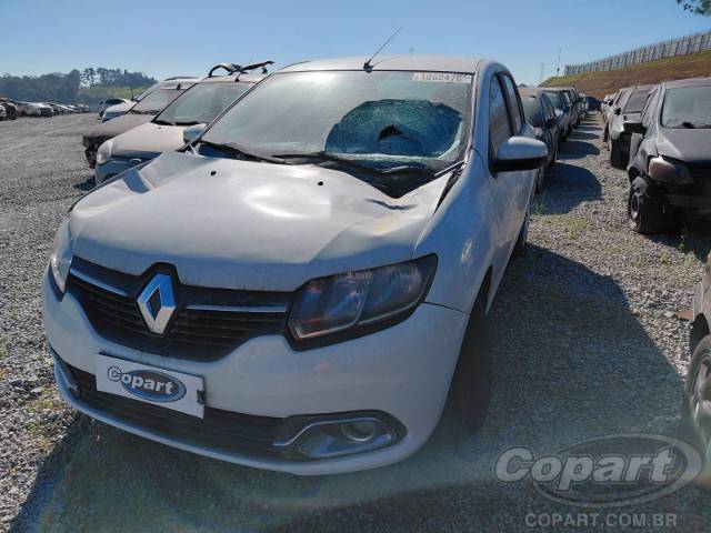 2017 RENAULT LOGAN 