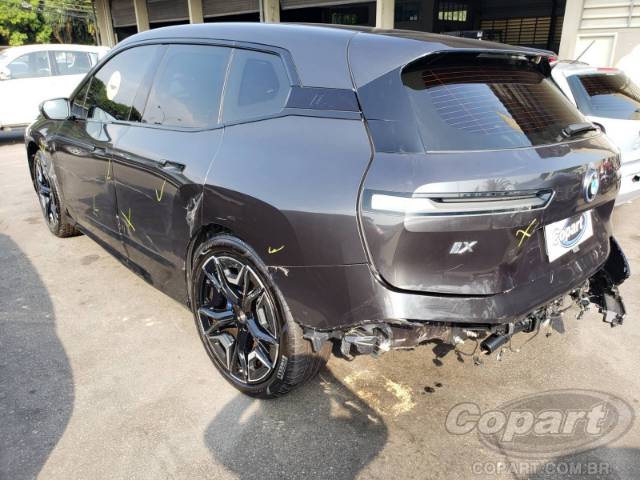 2024 BMW IX 