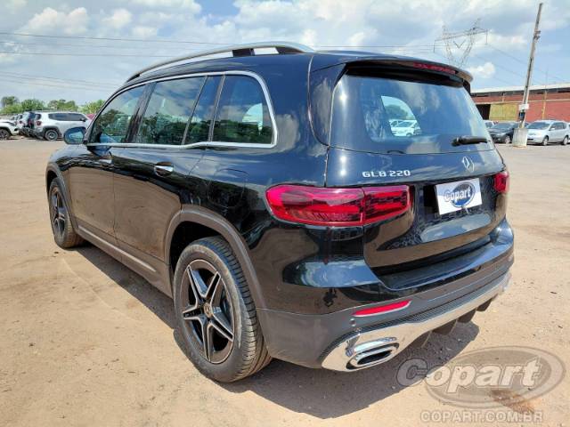 2025 MERCEDES BENZ GLB 