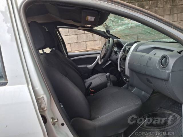 2021 RENAULT DUSTER OROCH 