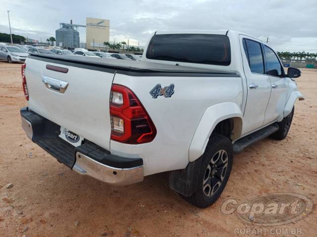 2024 TOYOTA HILUX CD 