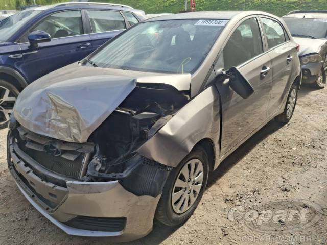 2017 HYUNDAI HB20 