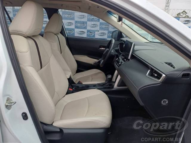 2025 TOYOTA COROLLA CROSS 