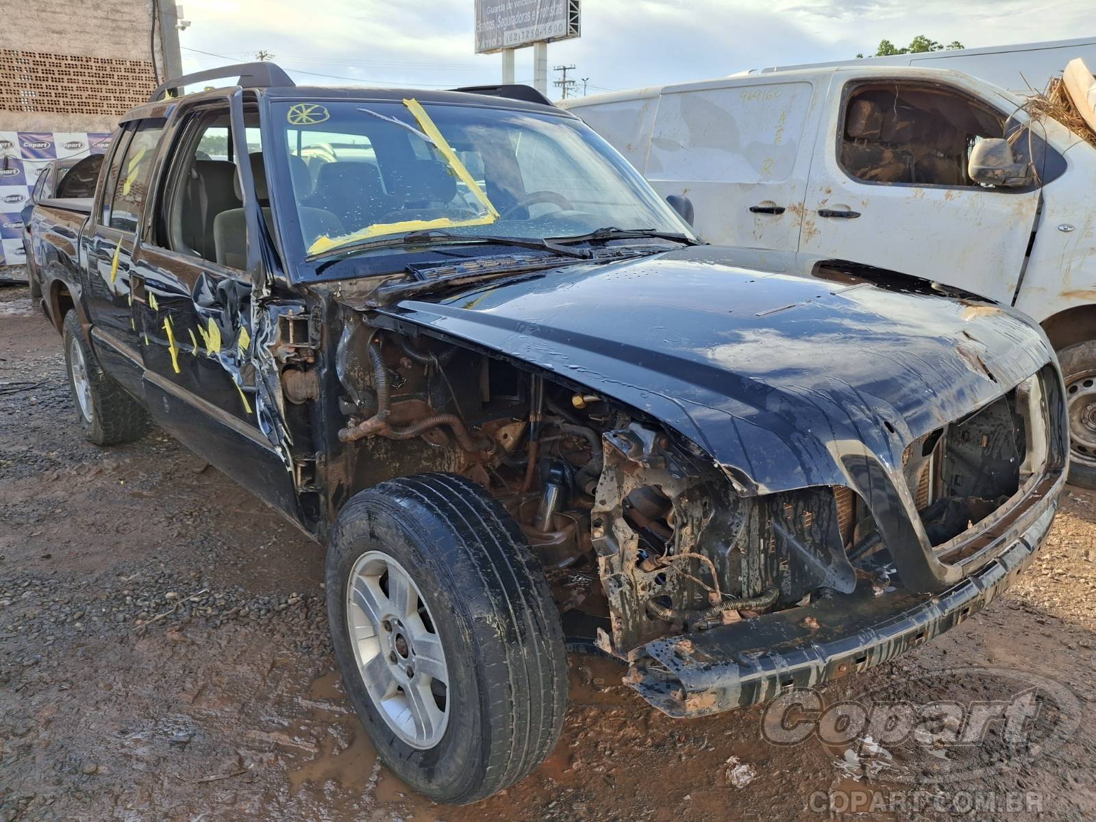 Chevrolet S10 Cabine Dupla Advantage 2.4 FlexPower 2010 Médio Dano