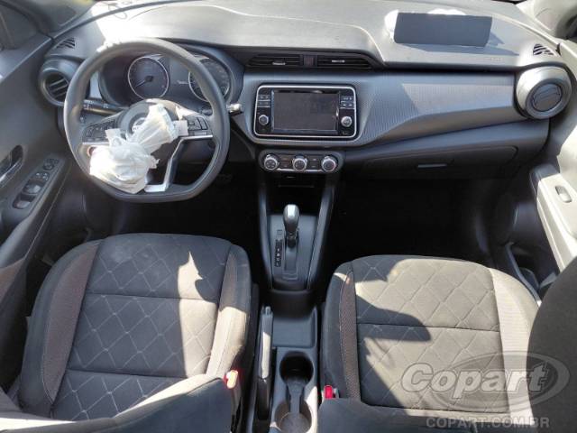 2021 NISSAN KICKS 