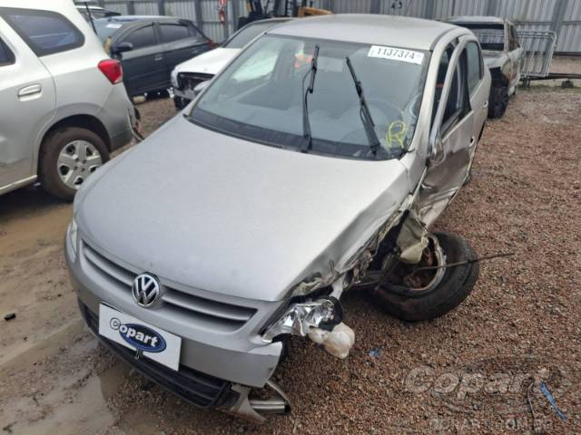 2012 VOLKSWAGEN VOYAGE 