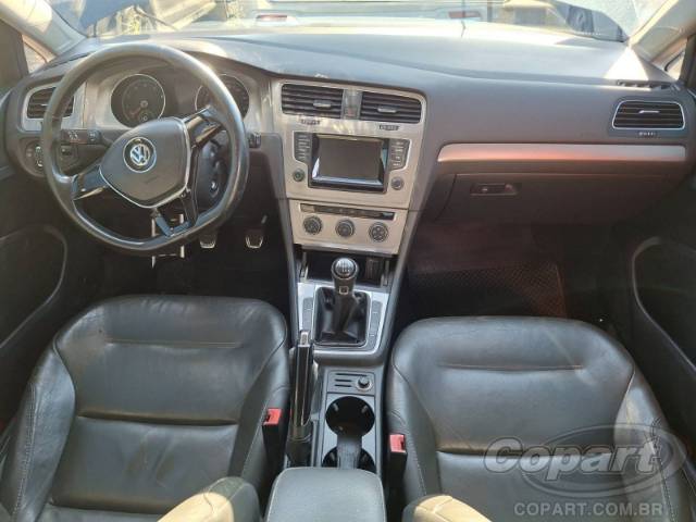 2015 VOLKSWAGEN GOLF 