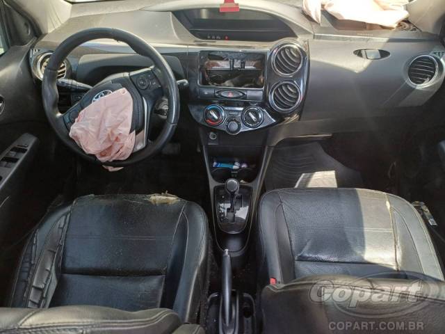 2017 TOYOTA ETIOS SEDA 