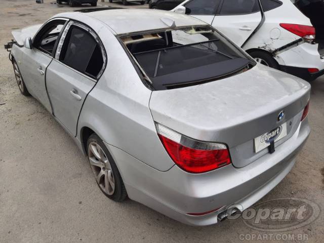 2005 BMW SERIE 5 