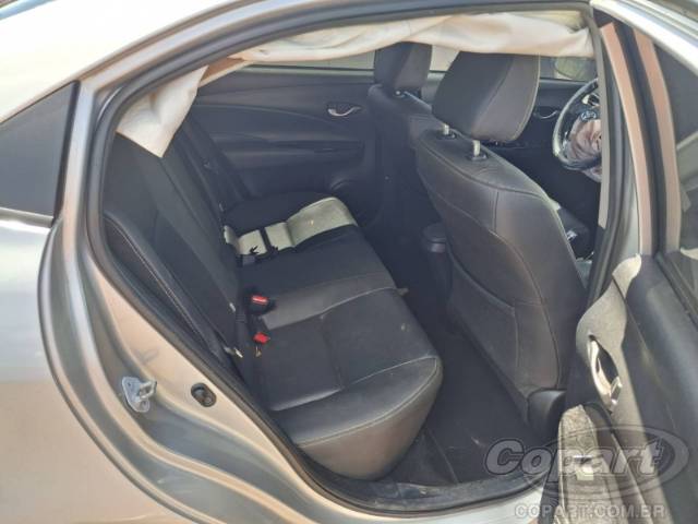 2022 TOYOTA YARIS SEDA 