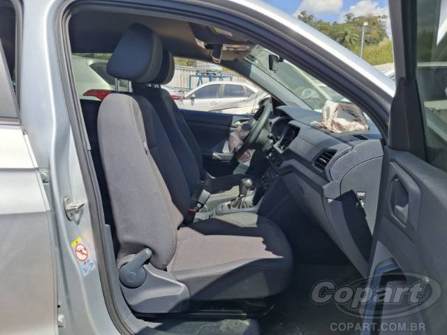 2022 VOLKSWAGEN T-CROSS 
