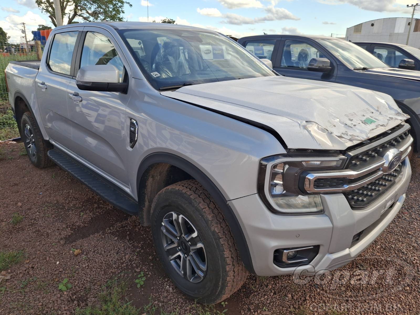 Veículo Ford Ranger Ford Ranger CD 2024 com Avarias em Transporte 2025 em leilão