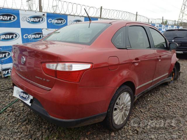 2015 FIAT GRAND SIENA 