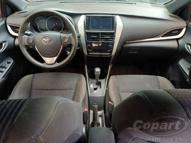 2021 TOYOTA YARIS 