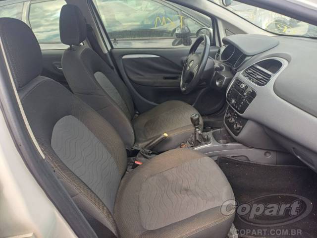 2016 FIAT PUNTO 