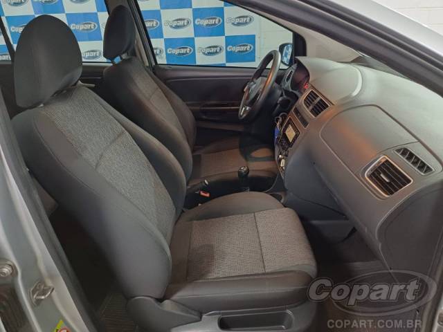 2014 VOLKSWAGEN FOX 