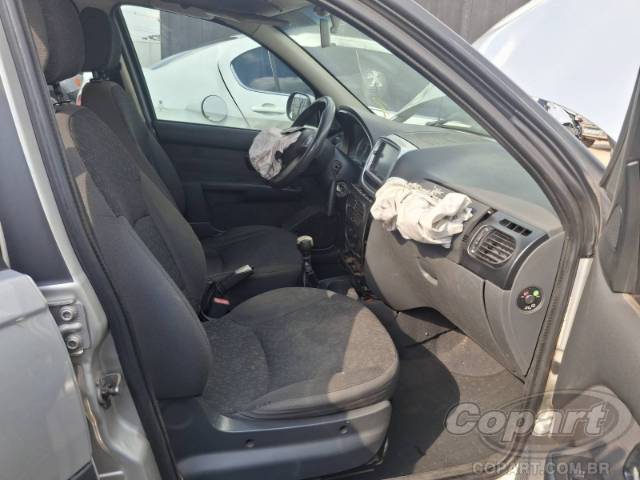 2014 FIAT PALIO WEEKEND 