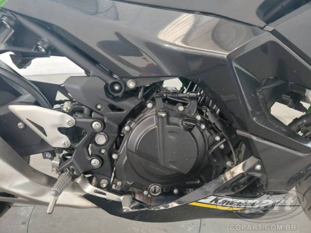 2025 KAWASAKI NINJA 500 