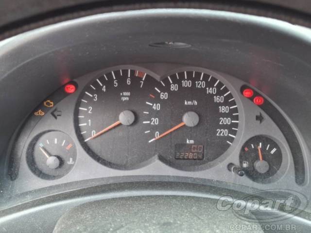 2002 CHEVROLET CORSA 