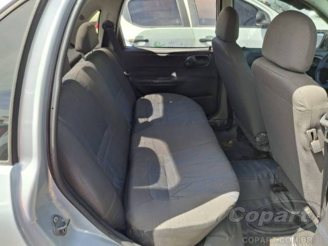 2010 CHEVROLET CLASSIC 