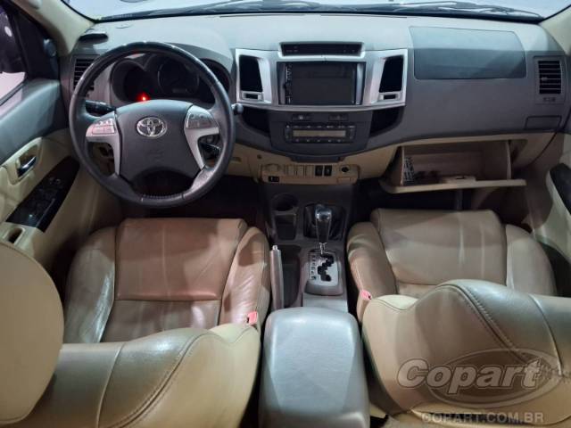 2015 TOYOTA HILUX SW4 