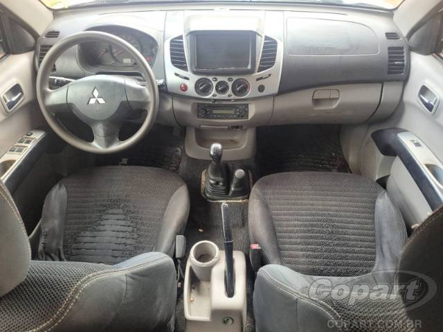 2015 MITSUBISHI L200 TRITON 