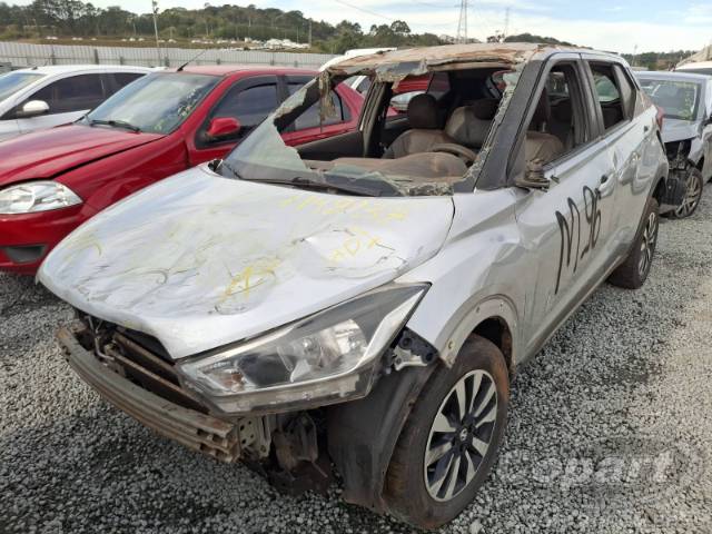 2018 NISSAN KICKS 