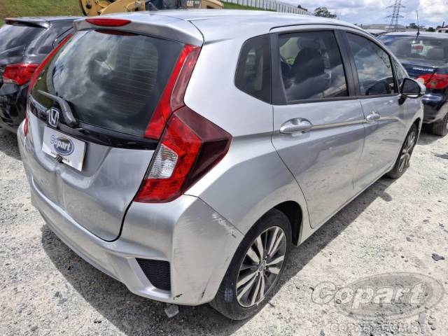 2016 HONDA FIT 