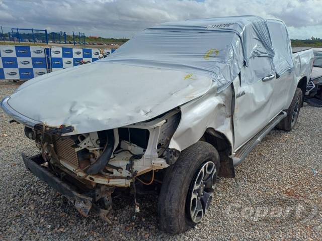 2024 TOYOTA HILUX CD 